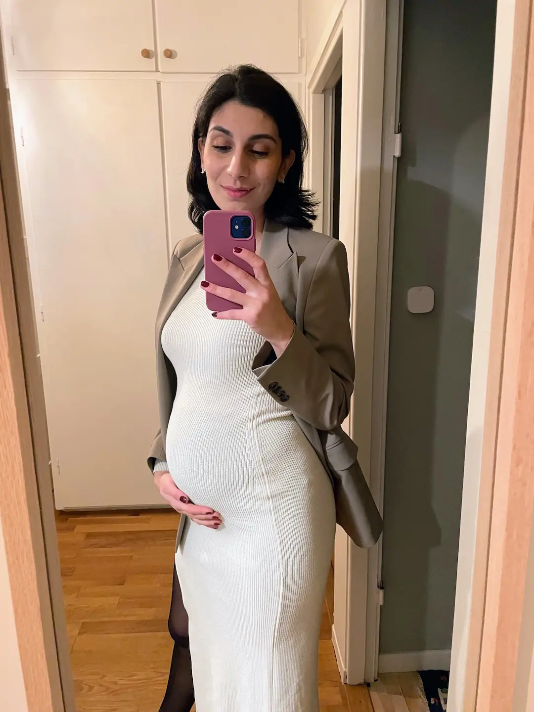 Stretchiga kjolar och klänningar – min räddning i gravidmodet