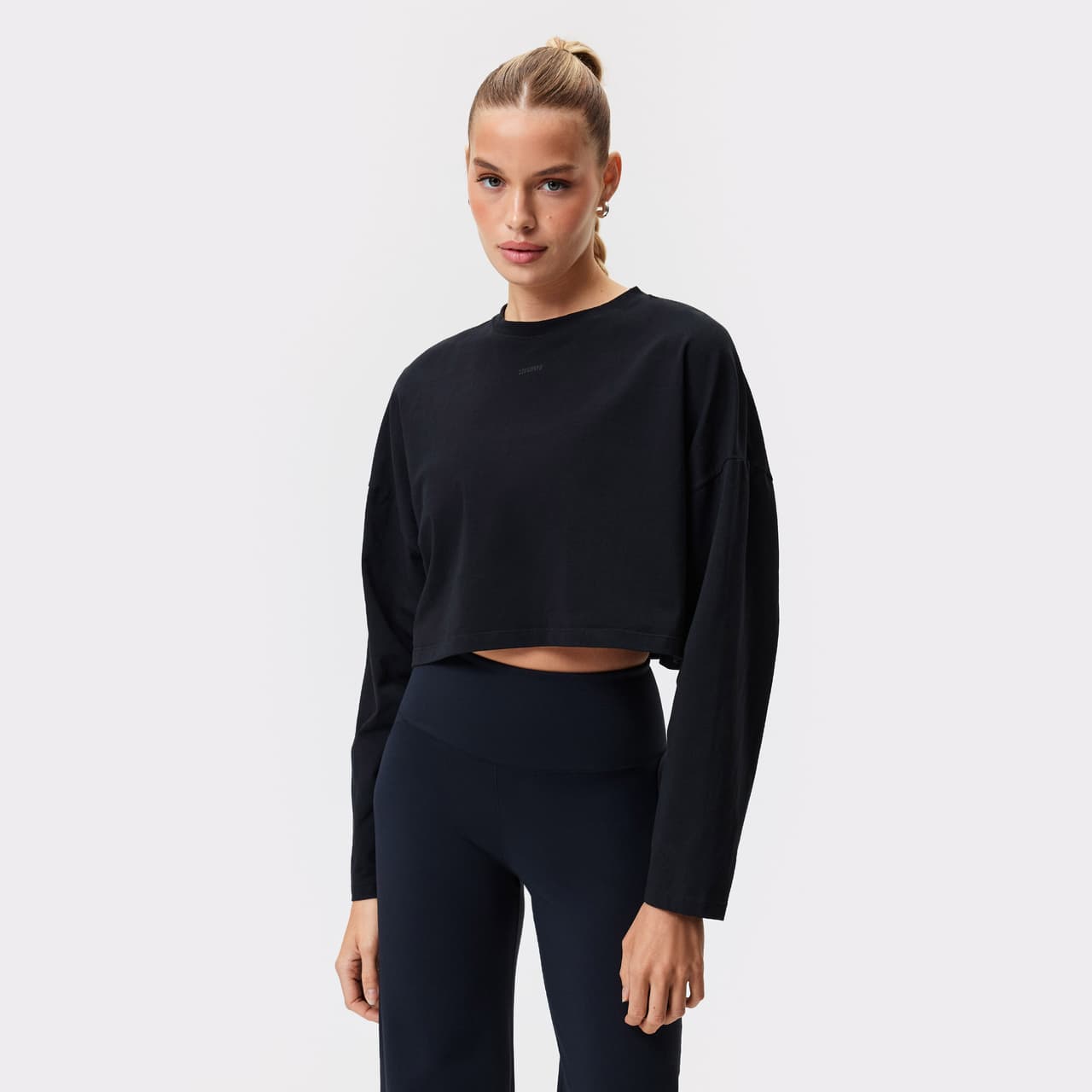 Cropped Long Sleeve​